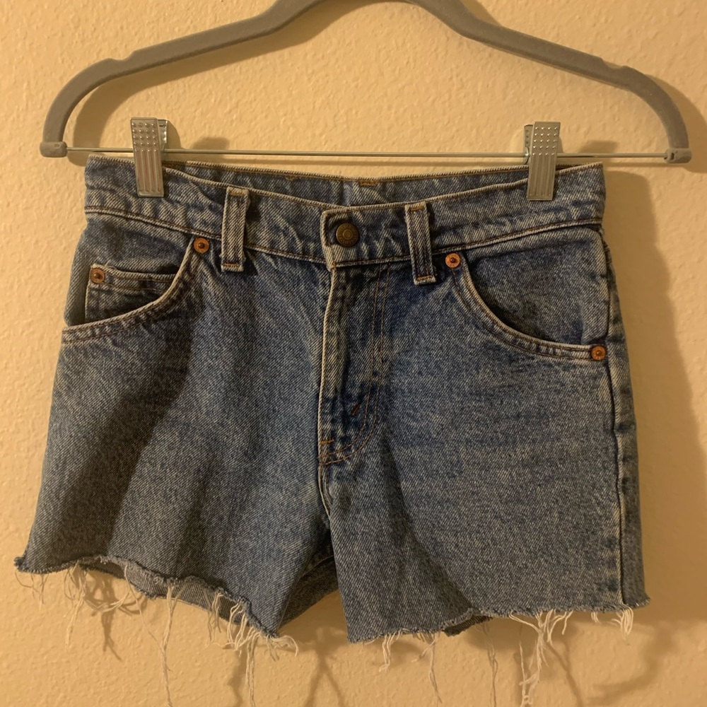 Vintage Levi’s High Rise Shorts